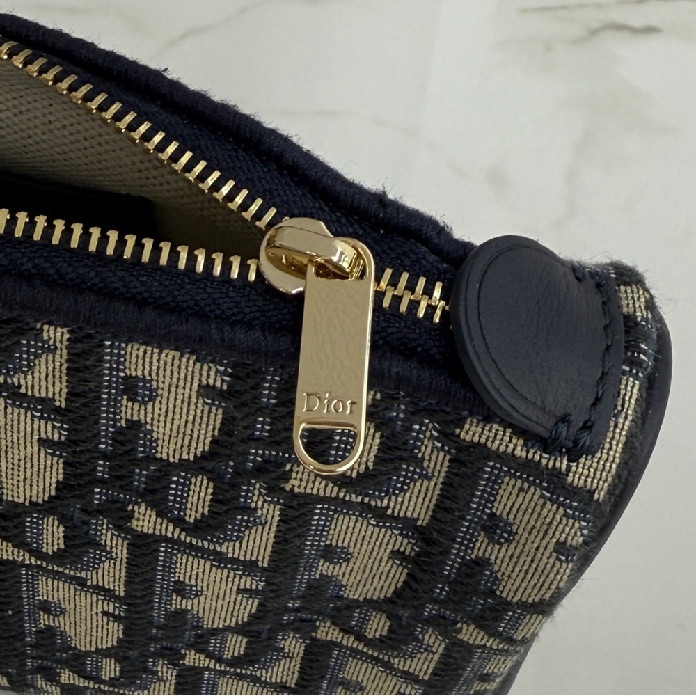 Dior Oblique Canvas Chain Clutch with Bow - Picture 8 of 9